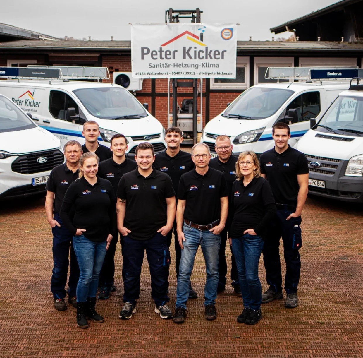 Teamfoto zur Unternehmensgeschichte